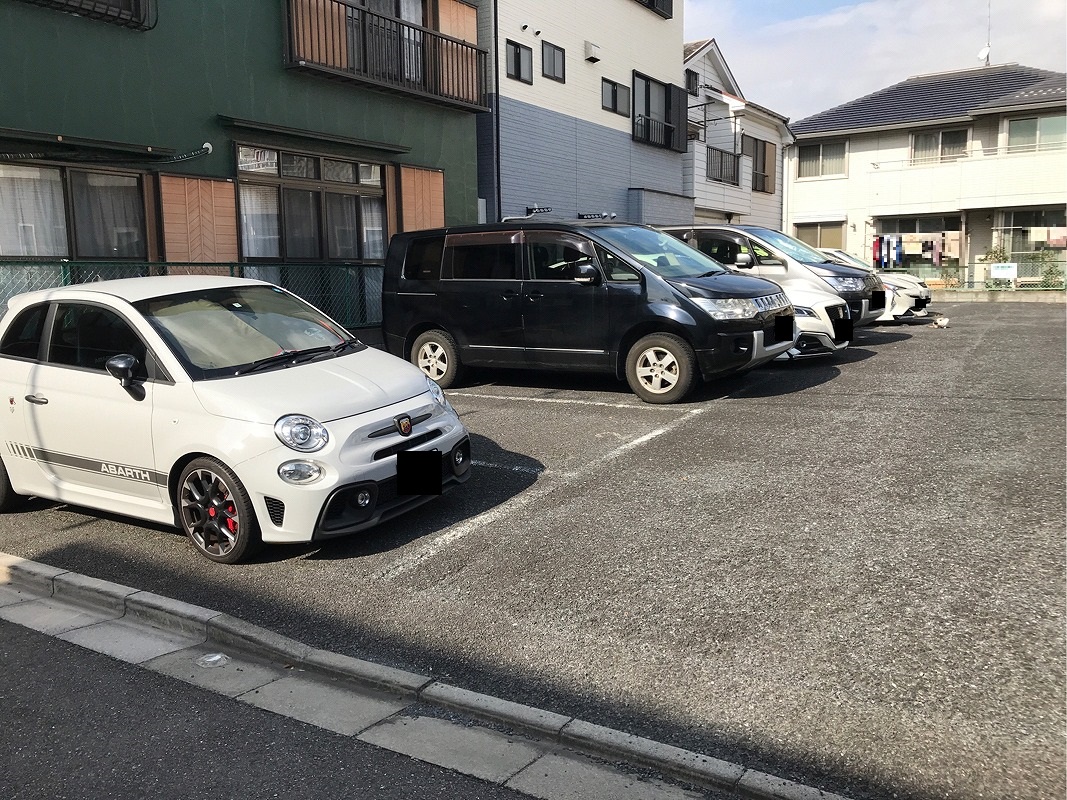 江戸川区本一色１丁目　月極駐車場